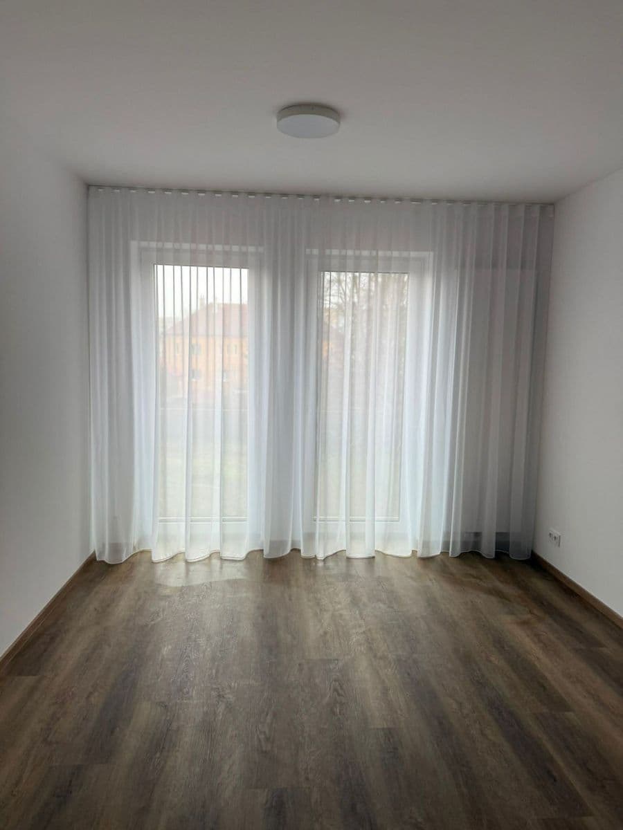 Pronájem bytu 3+kk 73 m², Danielova, Praha, Praha Pronájem bytu 3+kk 73 m², Danielova, Praha, Praha