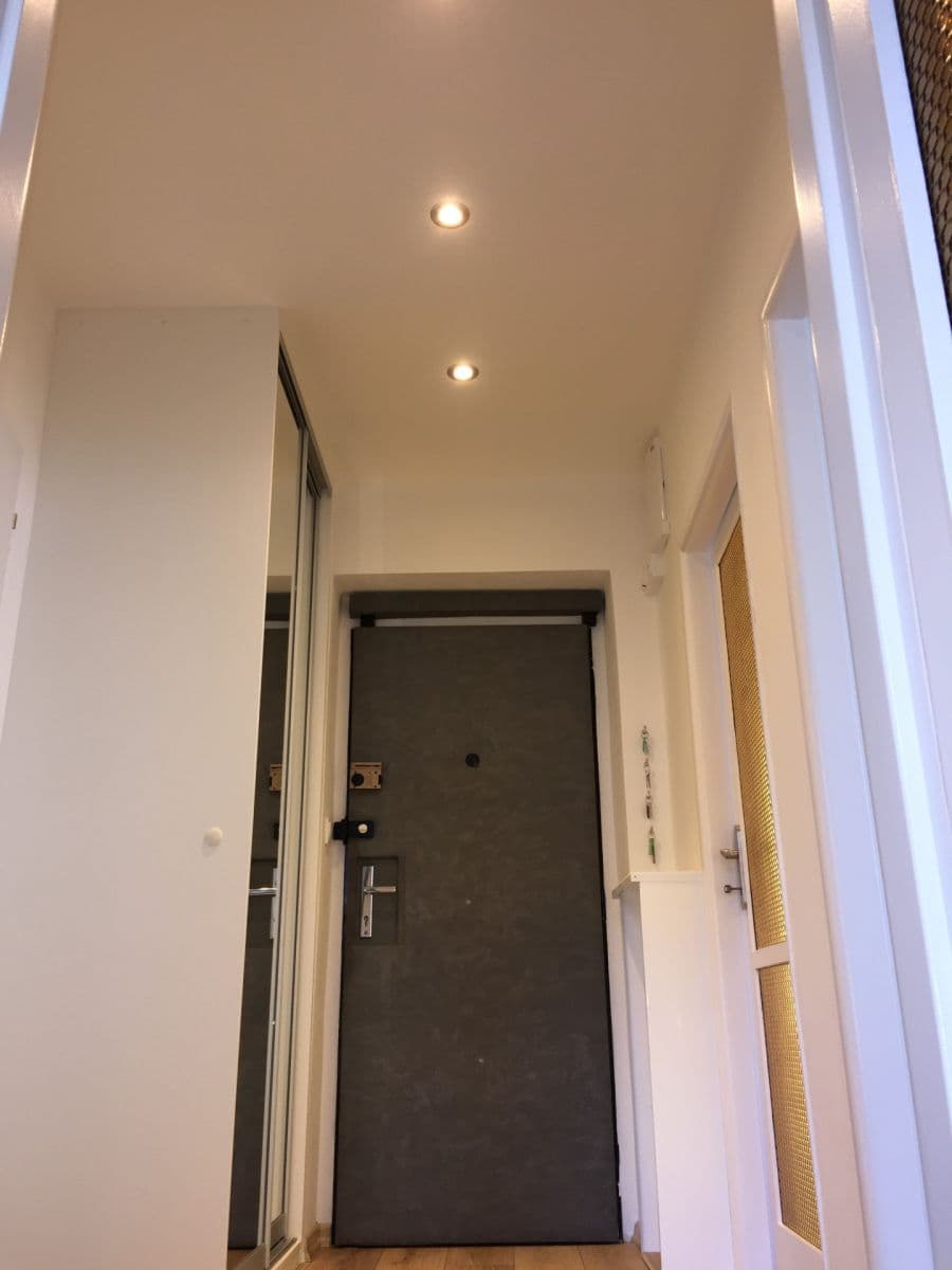 Pronájem bytu 2+1 56 m², Nad Ondřejovem, Praha, Praha Pronájem bytu 2+1 56 m², Nad Ondřejovem, Praha, Praha