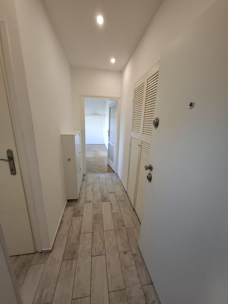 Pronájem bytu 2+kk 42 m², Obilní trh, Brno, Jihomoravský kraj Pronájem bytu 2+kk 42 m², Obilní trh, Brno, Jihomoravský kraj