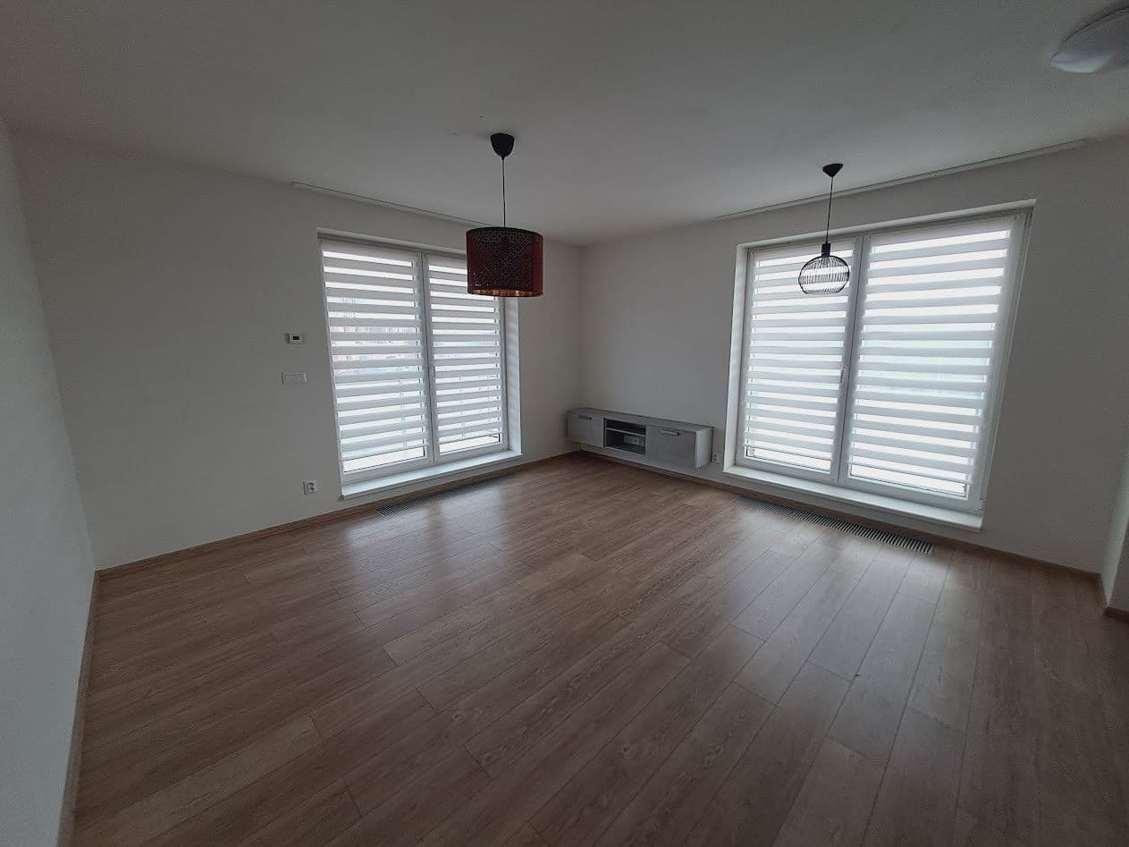 Pronájem bytu 2+kk 52 m², Pod Zahrady, Přezletice, Středočeský kraj Pronájem bytu 2+kk 52 m², Pod Zahrady, Přezletice, Středočeský kraj