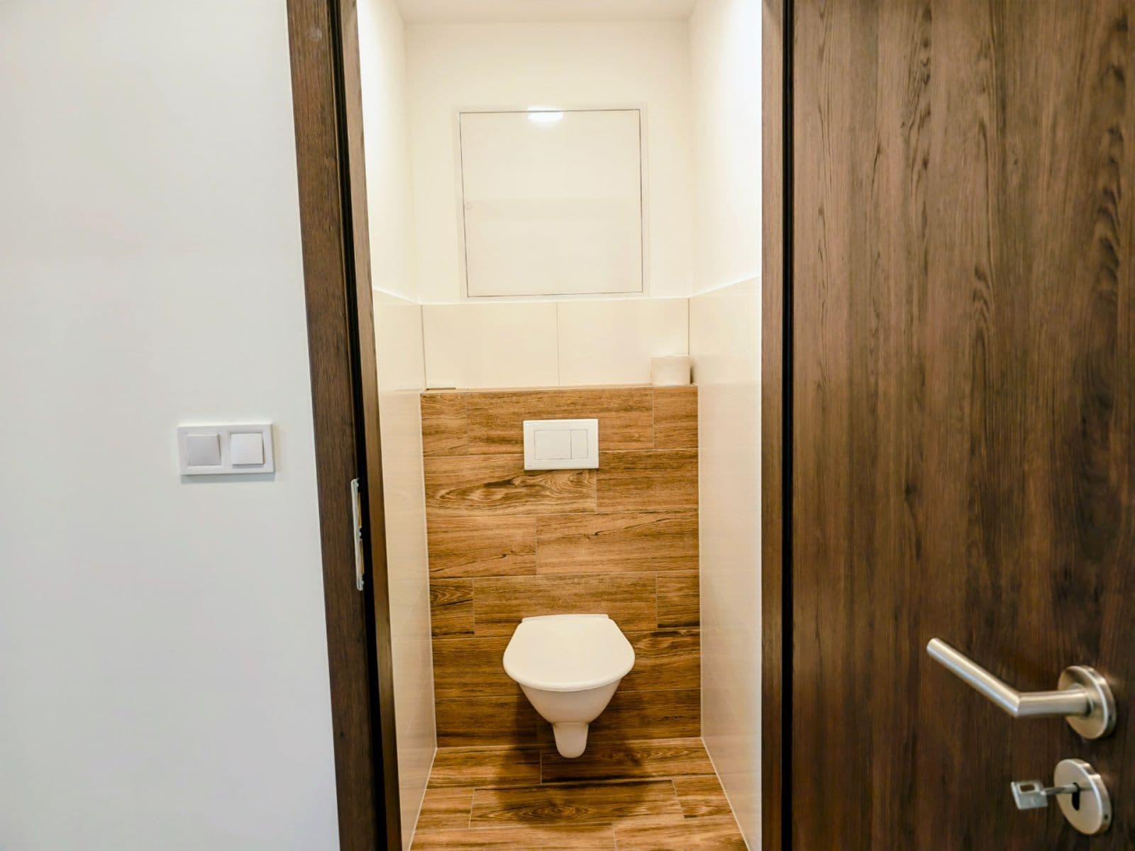 Pronájem bytu 2+kk 56 m², Topolová, Olomouc, Olomoucký kraj Pronájem bytu 2+kk 56 m², Topolová, Olomouc, Olomoucký kraj