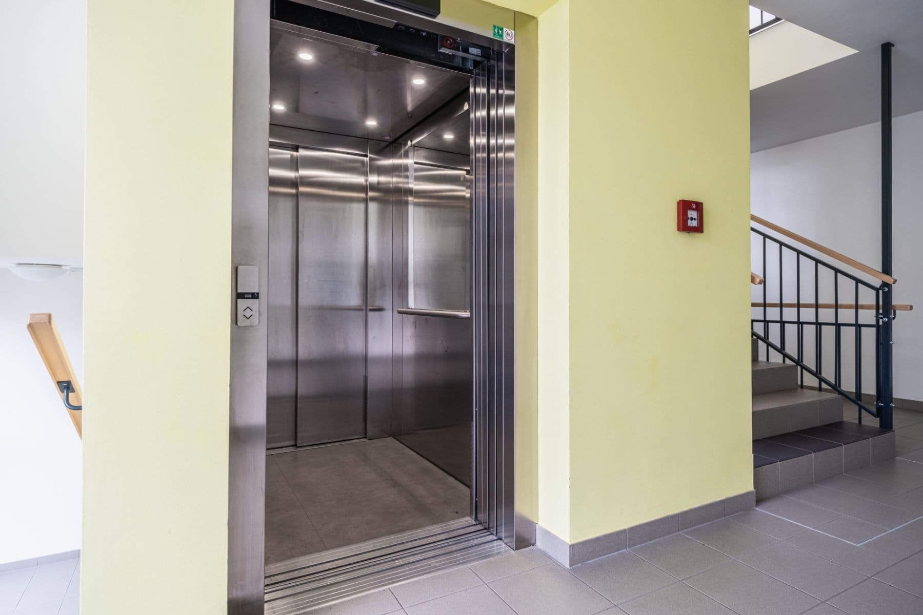 Prodej bytu 3+kk 70 m², Rižská, Praha, Praha Prodej bytu 3+kk 70 m², Rižská, Praha, Praha