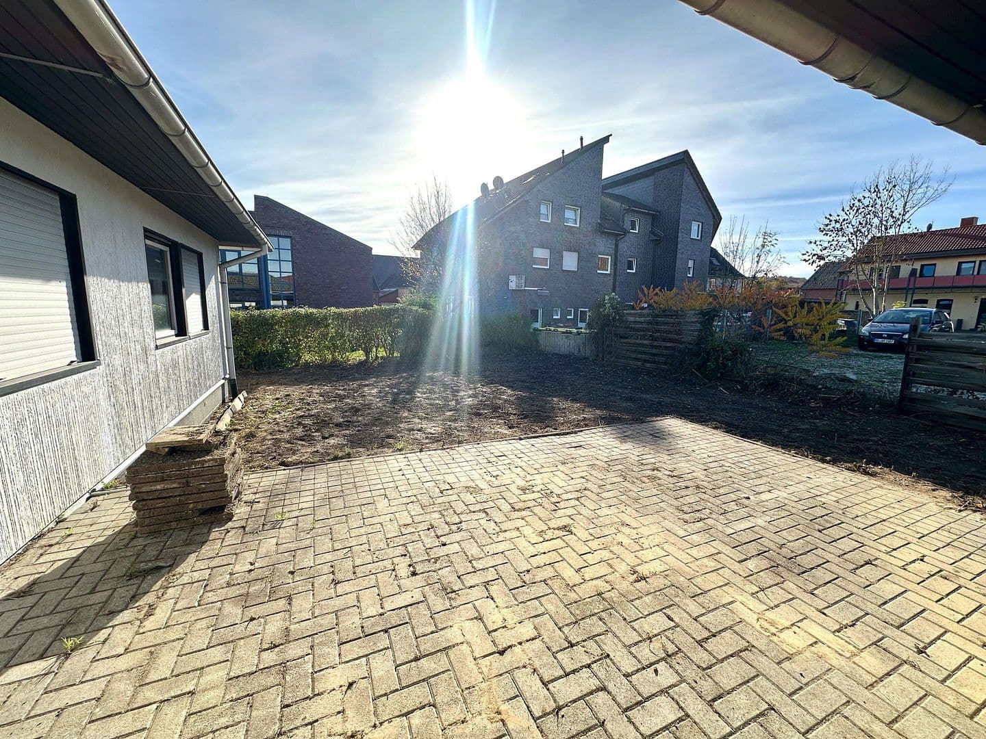 Prodej domu 149 m², pozemek 747 m², Rathausstraße 48a, Giesen, Dolní Sasko Prodej domu 149 m², pozemek 747 m², Rathausstraße 48a, Giesen, Dolní Sasko