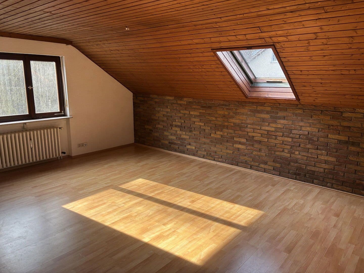 Pronájem bytu 4+1 117 m², Klosterstr. 76, Randersacker, Bavorsko Pronájem bytu 4+1 117 m², Klosterstr. 76, Randersacker, Bavorsko