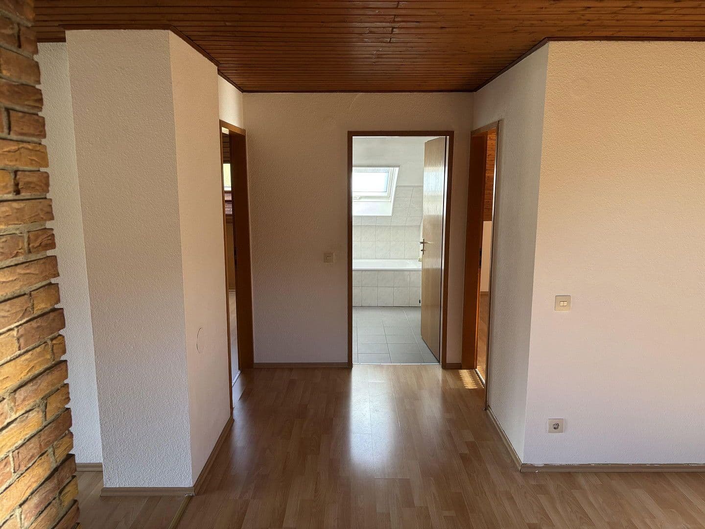 Pronájem bytu 4+1 117 m², Klosterstr. 76, Randersacker, Bavorsko Pronájem bytu 4+1 117 m², Klosterstr. 76, Randersacker, Bavorsko