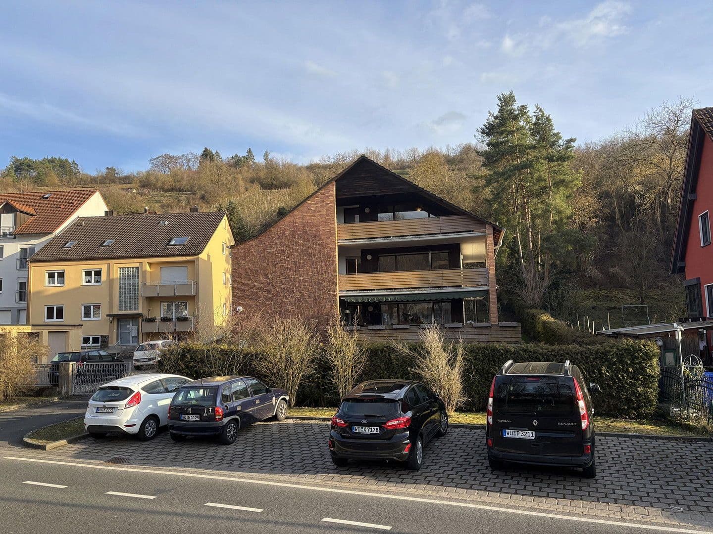 Pronájem bytu 4+1 117 m², Klosterstr. 76, Randersacker, Bavorsko Pronájem bytu 4+1 117 m², Klosterstr. 76, Randersacker, Bavorsko