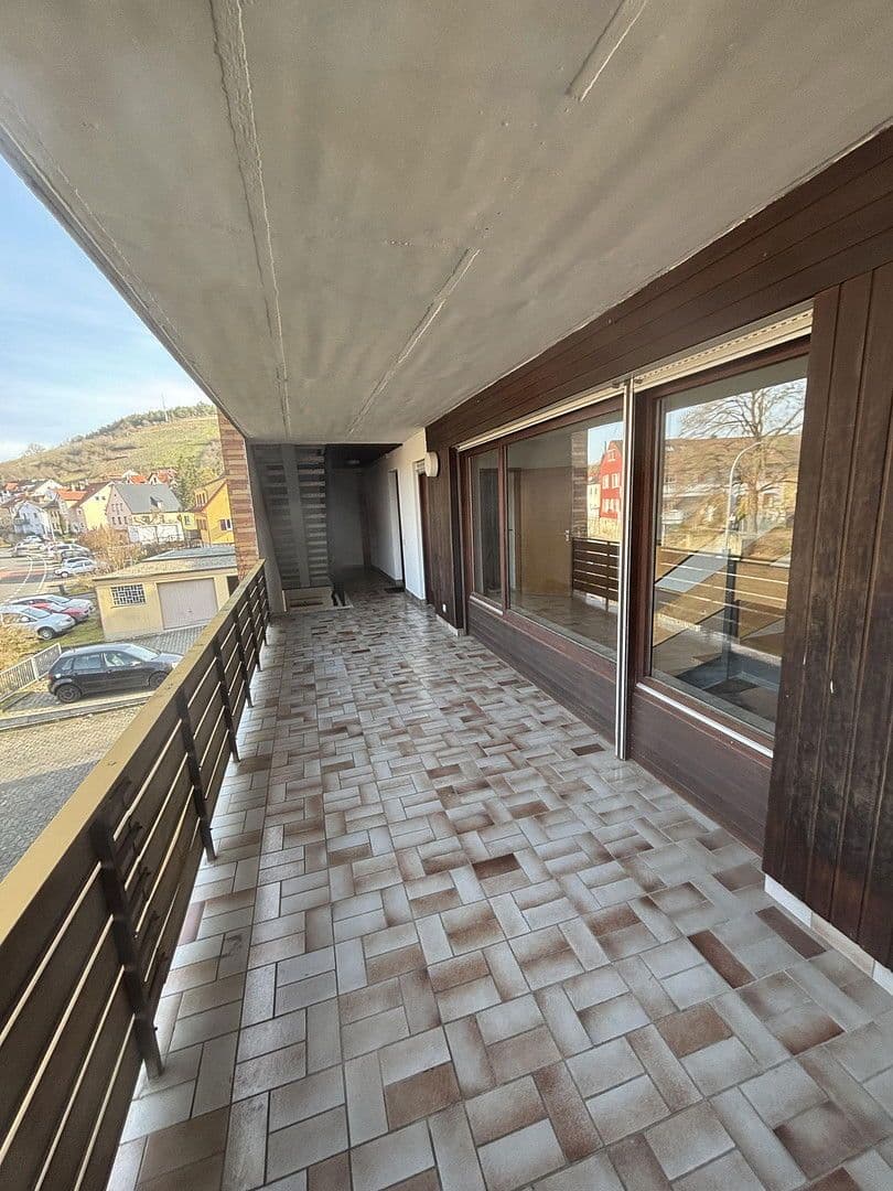 Pronájem bytu 4+1 117 m², Klosterstr. 76, Randersacker, Bavorsko Pronájem bytu 4+1 117 m², Klosterstr. 76, Randersacker, Bavorsko