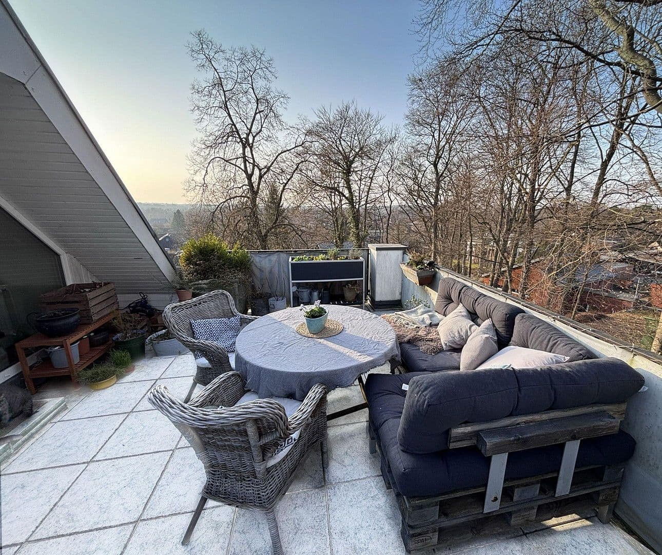 Prodej bytu 3+1 135 m², Aumühle, Šlesvicko-Holštýnsko Prodej bytu 3+1 135 m², Aumühle, Šlesvicko-Holštýnsko