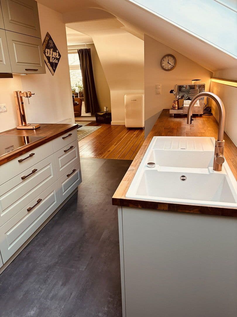 Prodej bytu 3+1 135 m², Aumühle, Šlesvicko-Holštýnsko Prodej bytu 3+1 135 m², Aumühle, Šlesvicko-Holštýnsko