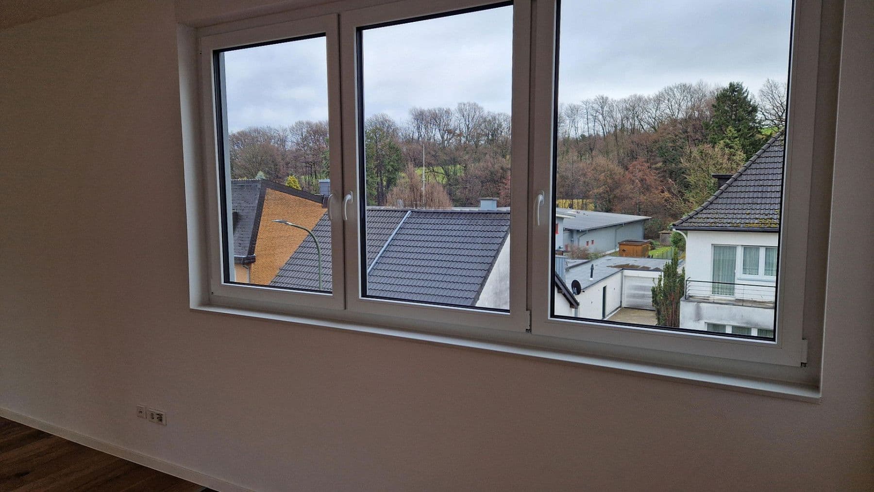 Pronájem bytu 2+1 67 m², Schönthaler Str. 50, Langerwehe, Severní Porýní-Vestfálsko Pronájem bytu 2+1 67 m², Schönthaler Str. 50, Langerwehe, Severní Porýní-Vestfálsko