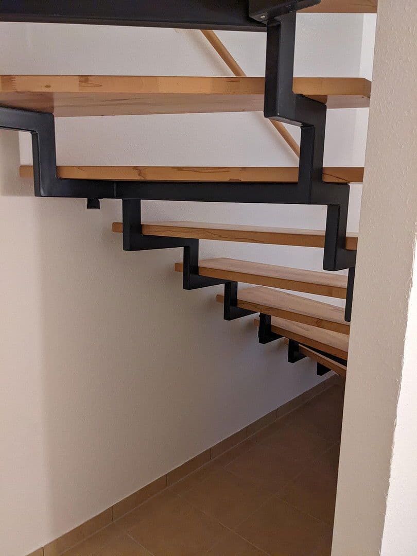 Prodej domu 144 m², pozemek 150 m², Flein, Bádensko-Württembersko Prodej domu 144 m², pozemek 150 m², Flein, Bádensko-Württembersko