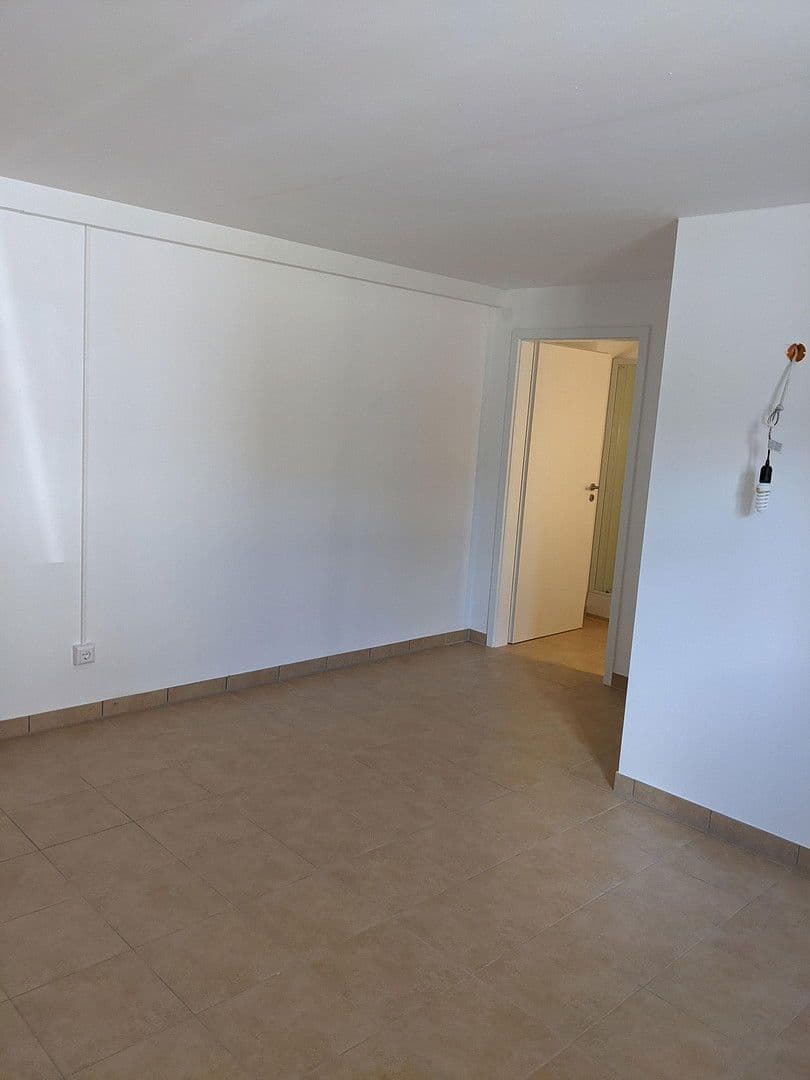 Prodej domu 144 m², pozemek 150 m², Flein, Bádensko-Württembersko Prodej domu 144 m², pozemek 150 m², Flein, Bádensko-Württembersko