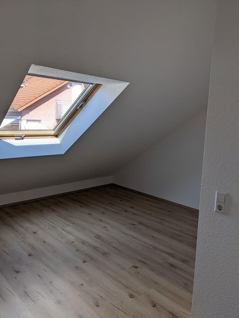 Prodej domu 144 m², pozemek 150 m², Flein, Bádensko-Württembersko Prodej domu 144 m², pozemek 150 m², Flein, Bádensko-Württembersko