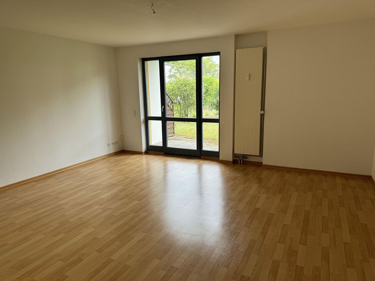 Prodej bytu 1+1 40 m², Hennigsdorf, Braniborsko Prodej bytu 1+1 40 m², Hennigsdorf, Braniborsko