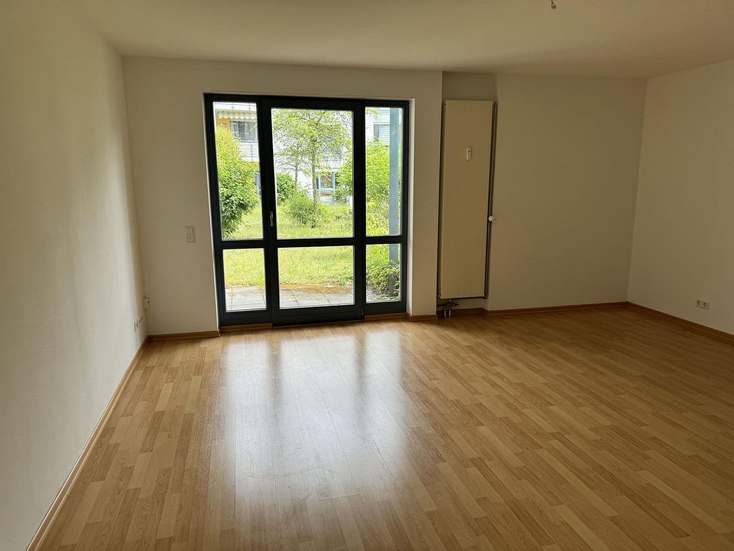 Prodej bytu 1+1 40 m², Hennigsdorf, Braniborsko Prodej bytu 1+1 40 m², Hennigsdorf, Braniborsko