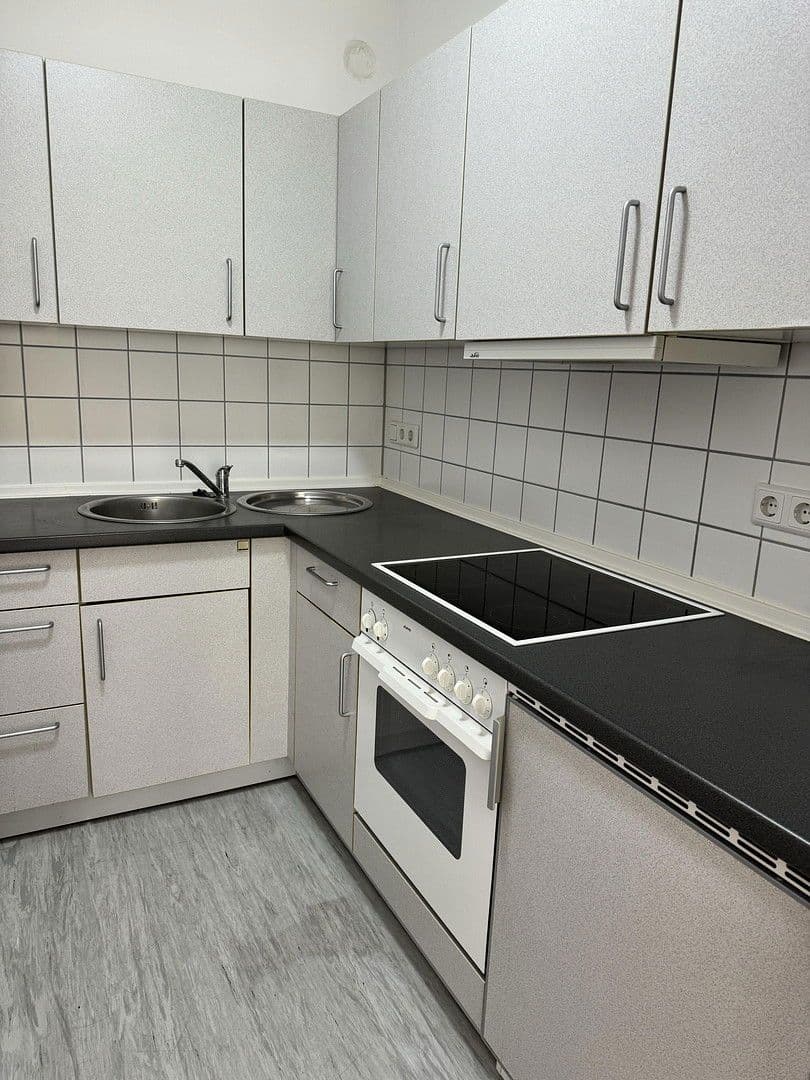 Prodej bytu 1+1 40 m², Hennigsdorf, Braniborsko Prodej bytu 1+1 40 m², Hennigsdorf, Braniborsko