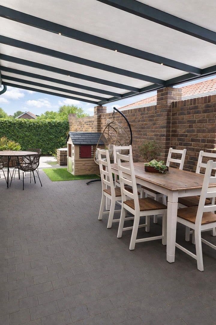 Prodej domu 170 m², pozemek 749 m², Laurentiusstraße 1, Oberlangen, Dolní Sasko Prodej domu 170 m², pozemek 749 m², Laurentiusstraße 1, Oberlangen, Dolní Sasko