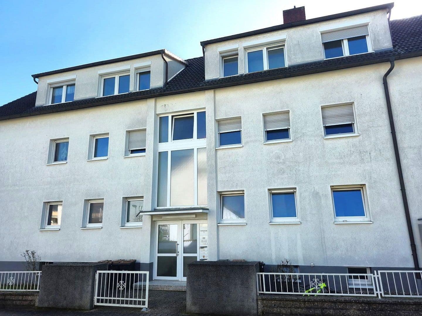 Pronájem bytu 3+1 86 m², Schillerstraße 1, Dietzenbach, Hessen Pronájem bytu 3+1 86 m², Schillerstraße 1, Dietzenbach, Hessen