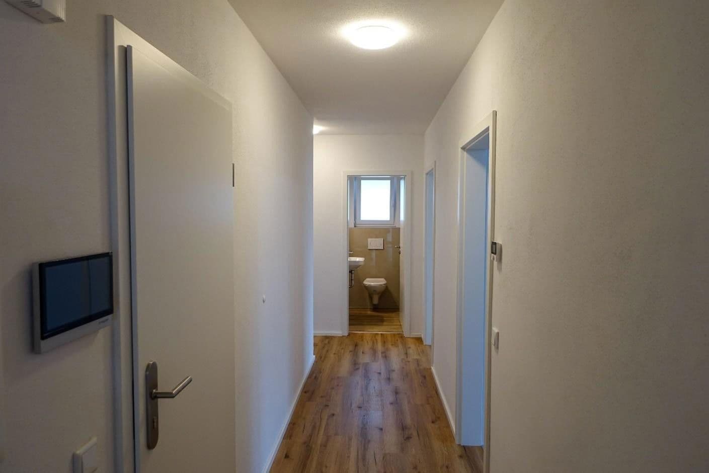 Prodej domu 287 m², pozemek 717 m², Neumarkt in der Oberpfalz, Bavorsko Prodej domu 287 m², pozemek 717 m², Neumarkt in der Oberpfalz, Bavorsko