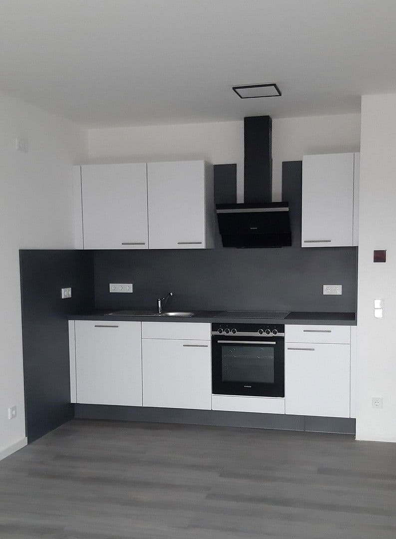 Pronájem bytu 2+1 58 m², Fuldatal, Hessen Pronájem bytu 2+1 58 m², Fuldatal, Hessen