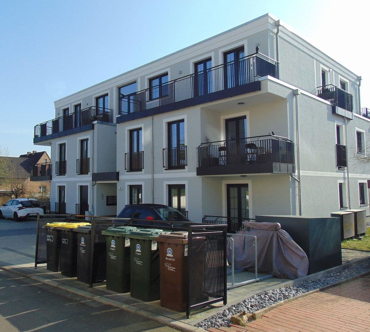 Pronájem bytu 2+1 58 m², Fuldatal, Hessen Pronájem bytu 2+1 58 m², Fuldatal, Hessen