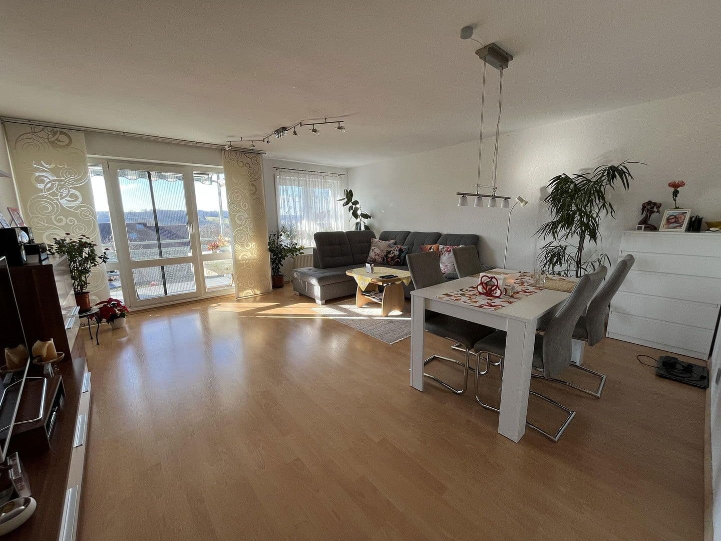 Pronájem bytu 3+1 81 m², Im Weilerbett 28, Reichenbach an der Fils, Bádensko-Württembersko Pronájem bytu 3+1 81 m², Im Weilerbett 28, Reichenbach an der Fils, Bádensko-Württembersko