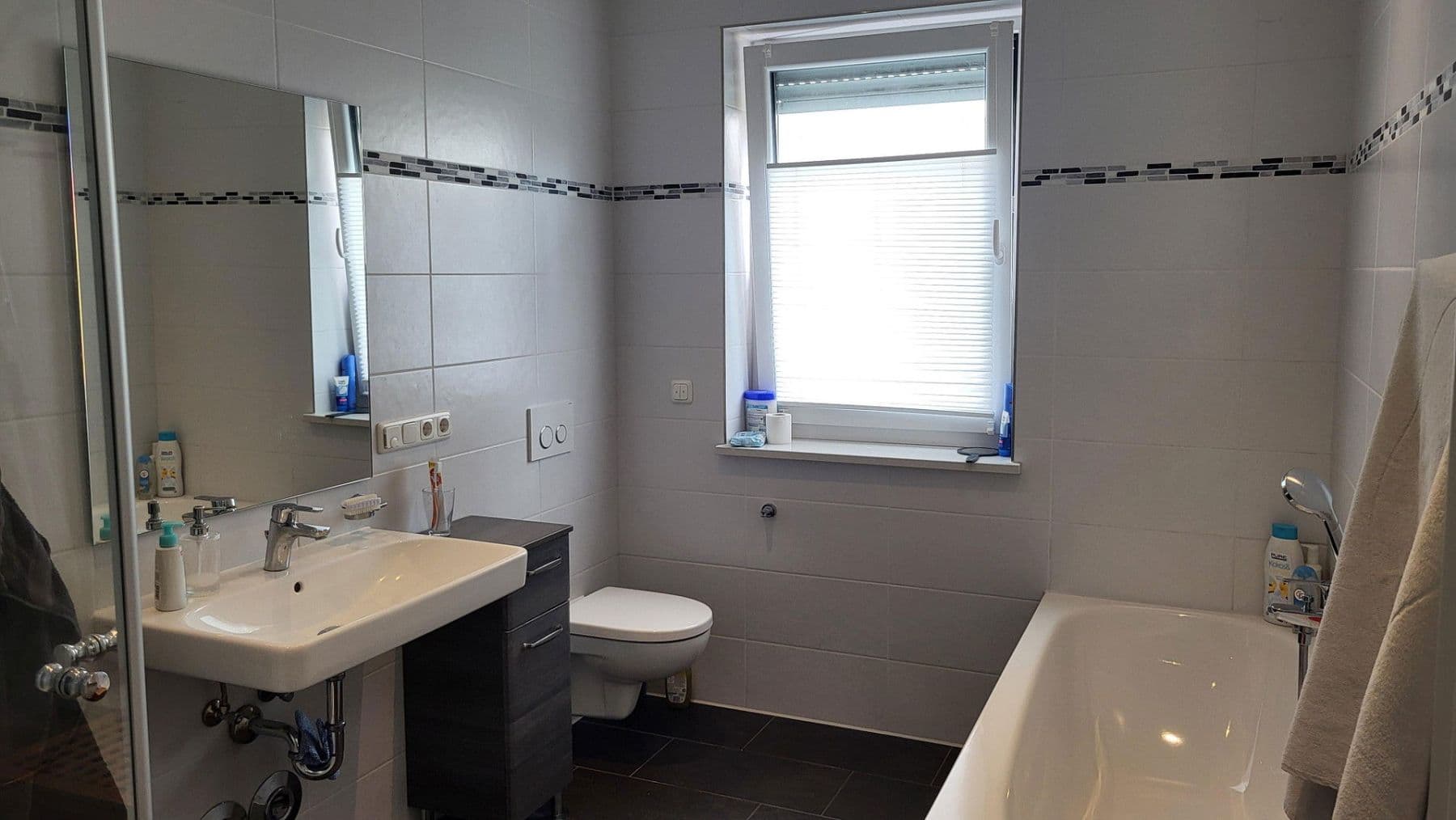 Pronájem bytu 2+1 75 m², Karl-Fill-Weg 19, Dachau, Bavorsko Pronájem bytu 2+1 75 m², Karl-Fill-Weg 19, Dachau, Bavorsko