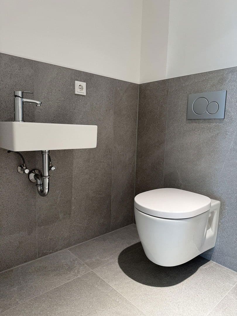 Prodej bytu 3+1 80 m², Walderseestraße, Berlin, Berlín Prodej bytu 3+1 80 m², Walderseestraße, Berlin, Berlín