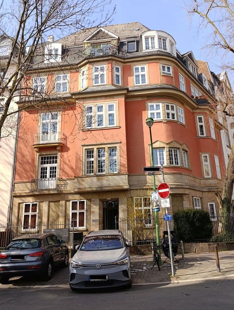 Pronájem bytu 2+1 81 m², Frankfurt am Main, Hessen Pronájem bytu 2+1 81 m², Frankfurt am Main, Hessen