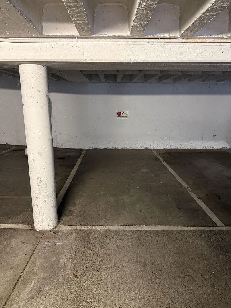 Pronájem garáže, Mozartstr. 5, Stuttgart, Bádensko-Württembersko Pronájem garáže, Mozartstr. 5, Stuttgart, Bádensko-Württembersko