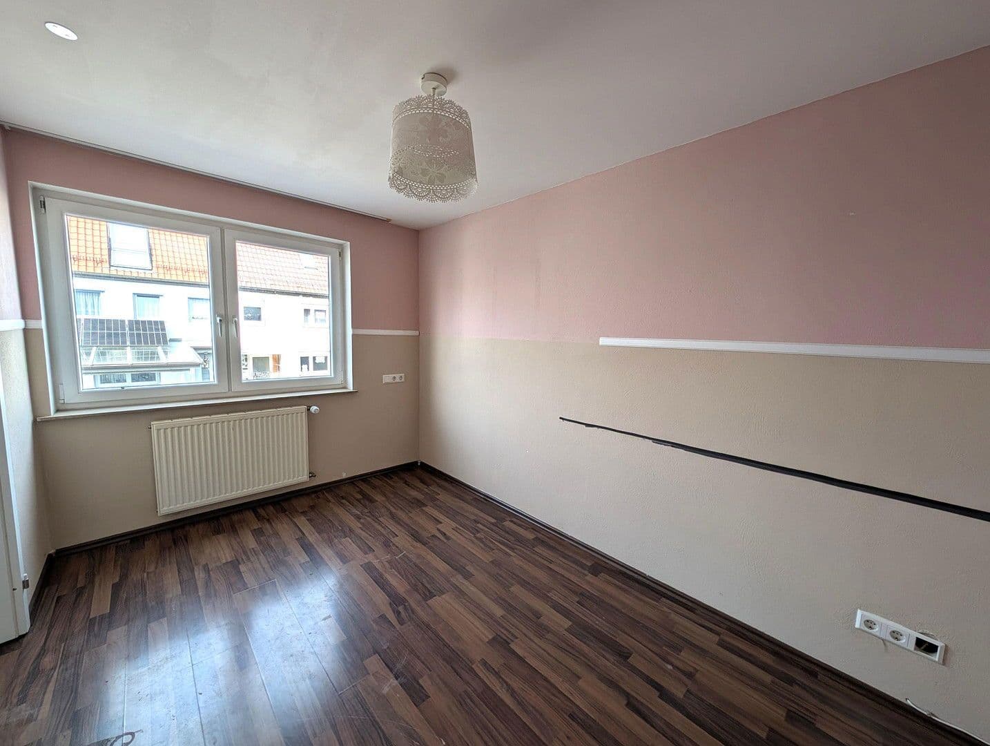 Prodej domu 106 m², pozemek 124 m², Kapellstraße 36, Heidenheim an der Brenz, Bádensko-Württembersko Prodej domu 106 m², pozemek 124 m², Kapellstraße 36, Heidenheim an der Brenz, Bádensko-Württembersko