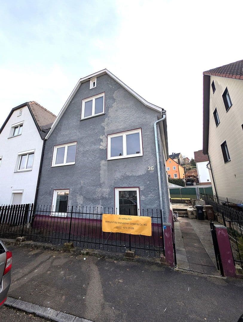 Prodej domu 106 m², pozemek 124 m², Kapellstraße 36, Heidenheim an der Brenz, Bádensko-Württembersko Prodej domu 106 m², pozemek 124 m², Kapellstraße 36, Heidenheim an der Brenz, Bádensko-Württembersko