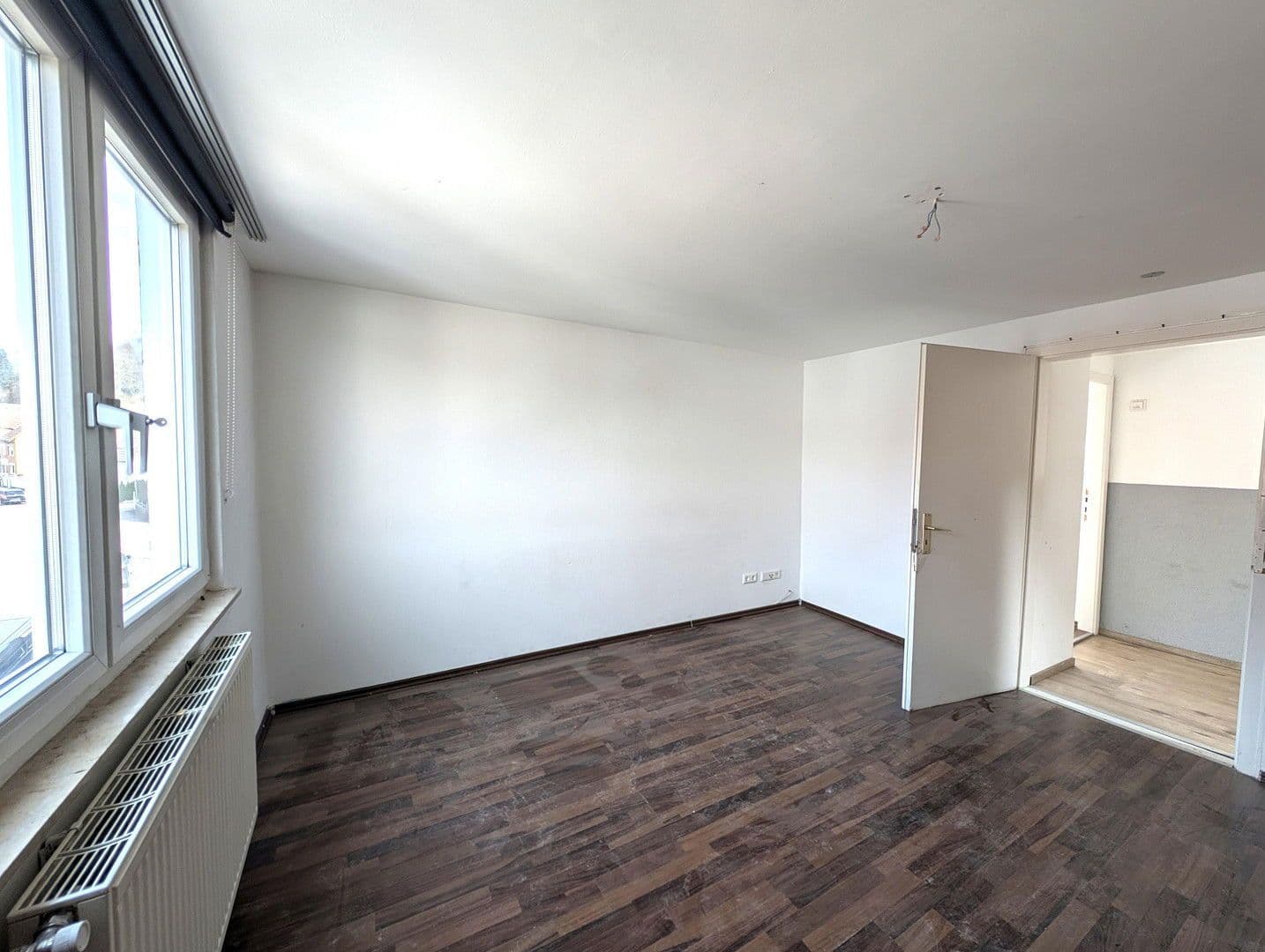 Prodej domu 106 m², pozemek 124 m², Kapellstraße 36, Heidenheim an der Brenz, Bádensko-Württembersko Prodej domu 106 m², pozemek 124 m², Kapellstraße 36, Heidenheim an der Brenz, Bádensko-Württembersko