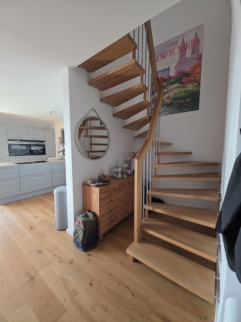 Pronájem bytu 4+1 135 m², Hilden, Severní Porýní-Vestfálsko Pronájem bytu 4+1 135 m², Hilden, Severní Porýní-Vestfálsko