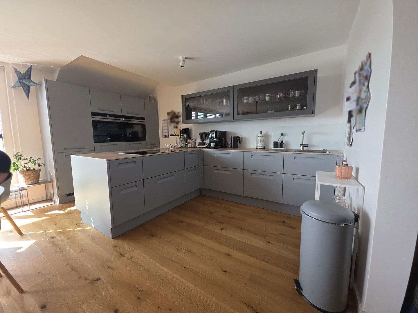 Pronájem bytu 4+1 135 m², Hilden, Severní Porýní-Vestfálsko Pronájem bytu 4+1 135 m², Hilden, Severní Porýní-Vestfálsko