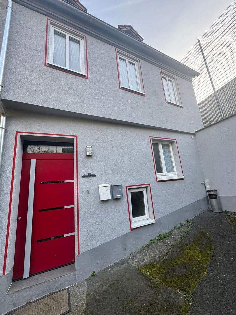 Prodej domu 110 m², pozemek 110 m², Fischergasse 39, Kitzingen, Bavorsko Prodej domu 110 m², pozemek 110 m², Fischergasse 39, Kitzingen, Bavorsko