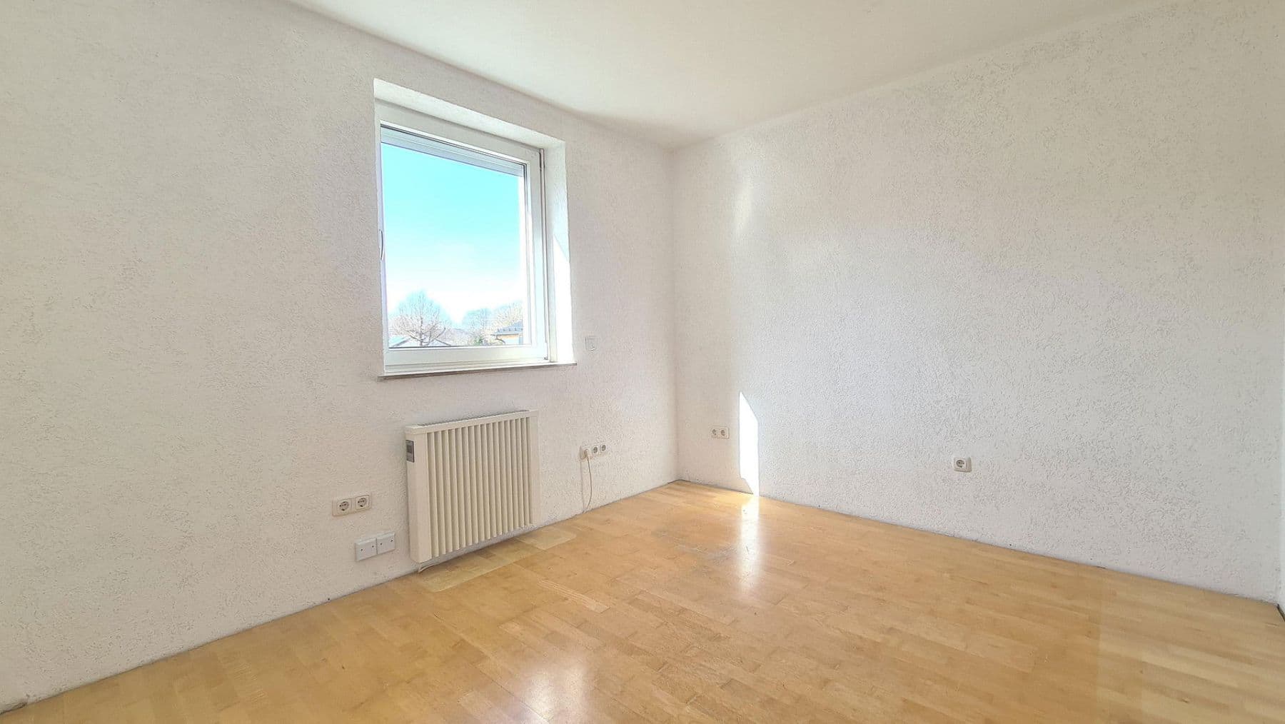 Prodej bytu 3+1 71 m², Gerhart Hauptmann Weg 19, Markt Schwaben, Bavorsko Prodej bytu 3+1 71 m², Gerhart Hauptmann Weg 19, Markt Schwaben, Bavorsko