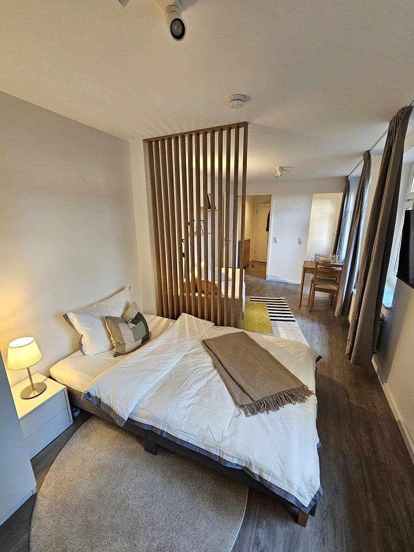 Pronájem bytu 1+1 27 m², Grabengasse 27, Köln, Severní Porýní-Vestfálsko Pronájem bytu 1+1 27 m², Grabengasse 27, Köln, Severní Porýní-Vestfálsko