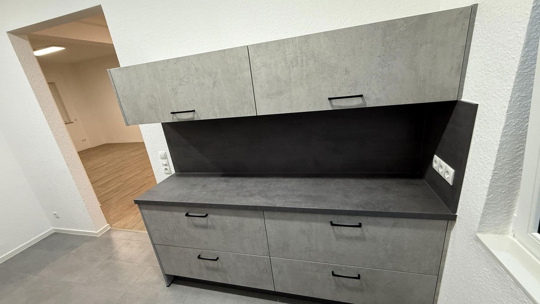 Pronájem bytu 5+1 117 m², Andernach, Porýní-Falc Pronájem bytu 5+1 117 m², Andernach, Porýní-Falc