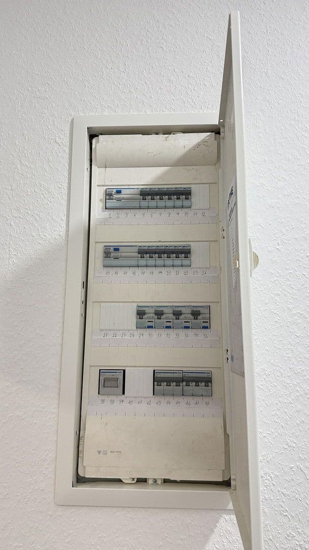 Pronájem bytu 5+1 117 m², Andernach, Porýní-Falc Pronájem bytu 5+1 117 m², Andernach, Porýní-Falc