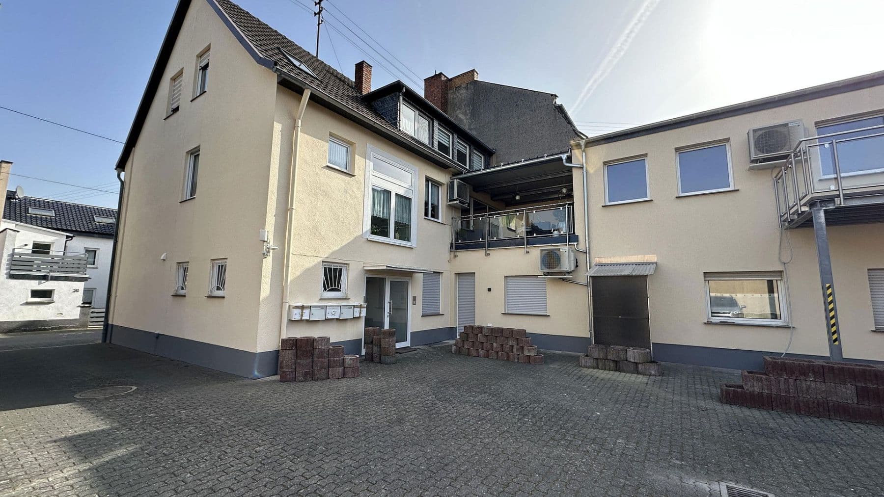 Pronájem bytu 5+1 117 m², Andernach, Porýní-Falc Pronájem bytu 5+1 117 m², Andernach, Porýní-Falc