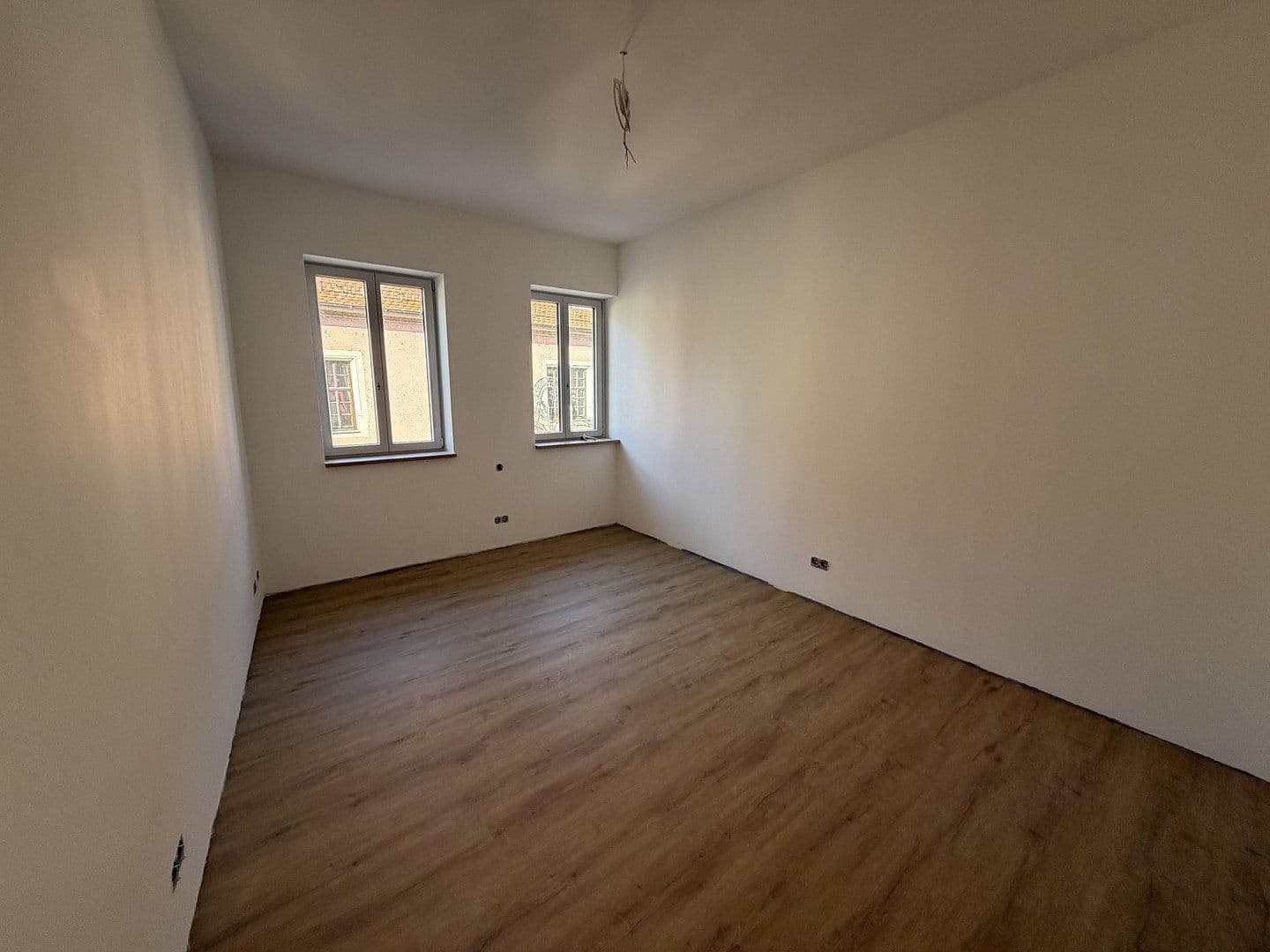 Pronájem bytu 3+1 100 m², Hauptstraße 42, Volkach, Bavorsko Pronájem bytu 3+1 100 m², Hauptstraße 42, Volkach, Bavorsko