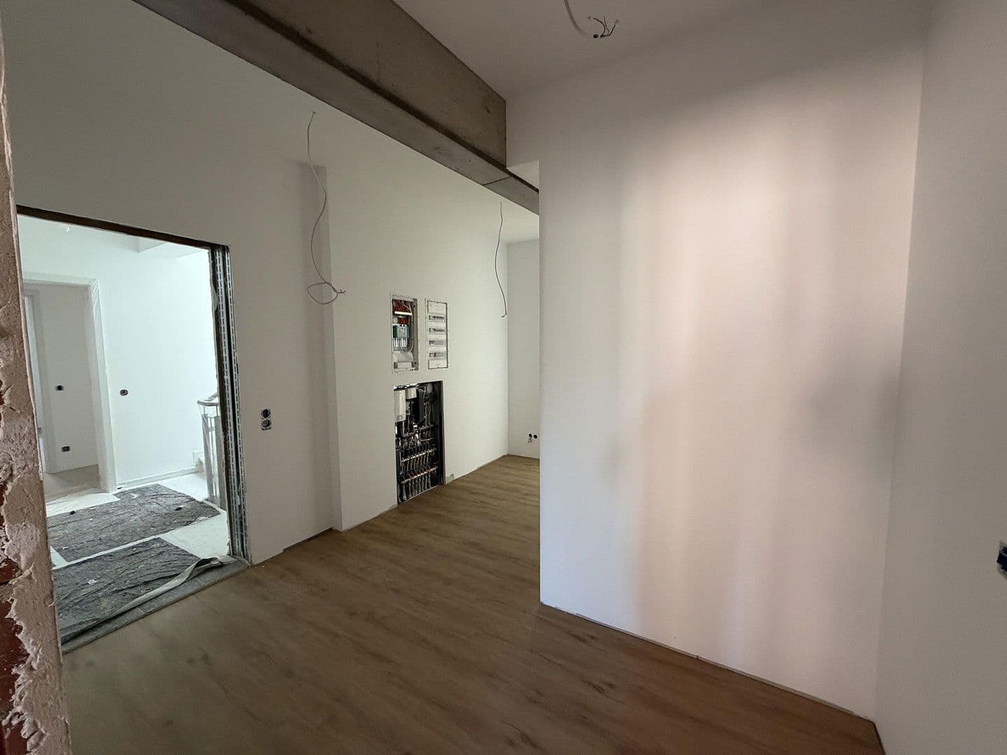 Pronájem bytu 3+1 100 m², Hauptstraße 42, Volkach, Bavorsko Pronájem bytu 3+1 100 m², Hauptstraße 42, Volkach, Bavorsko