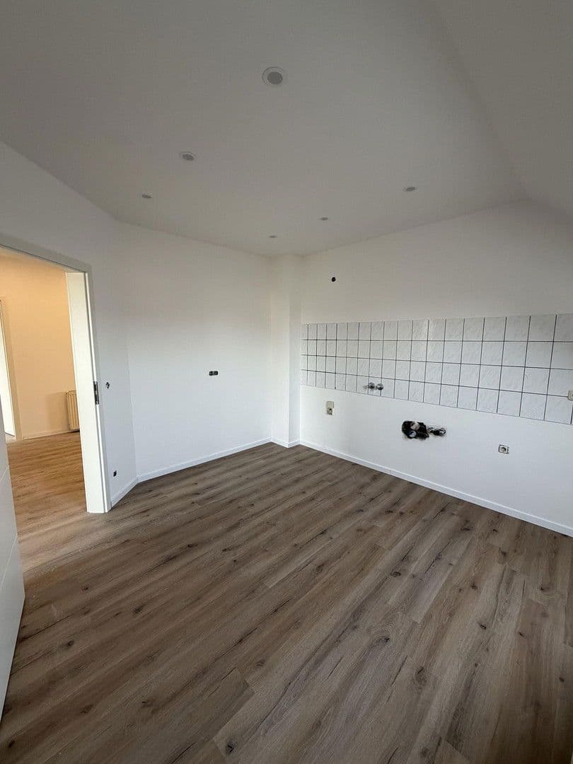 Pronájem bytu 6+1 153 m², Erkelenz, Severní Porýní-Vestfálsko Pronájem bytu 6+1 153 m², Erkelenz, Severní Porýní-Vestfálsko