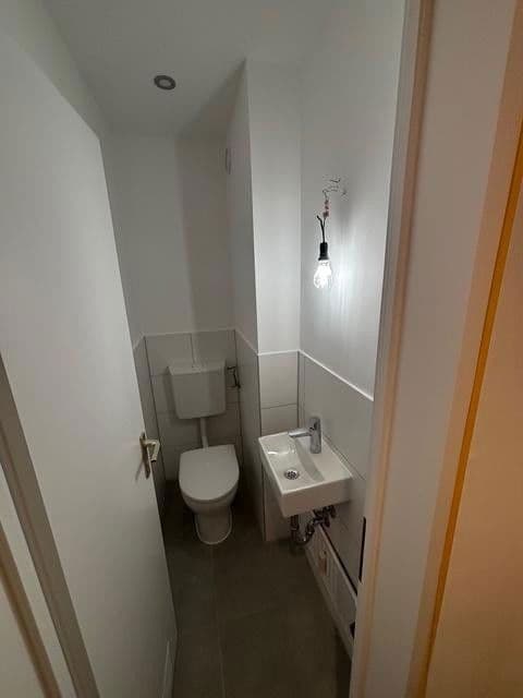 Pronájem bytu 3+1 92 m², Noestraße 28, München, Bavorsko Pronájem bytu 3+1 92 m², Noestraße 28, München, Bavorsko