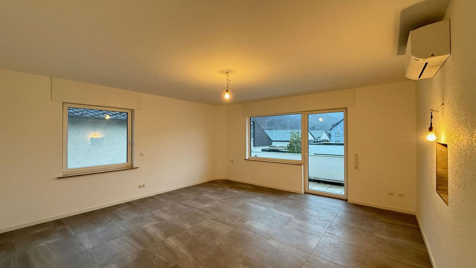 Pronájem bytu 3+1 102 m², Andernach, Porýní-Falc Pronájem bytu 3+1 102 m², Andernach, Porýní-Falc