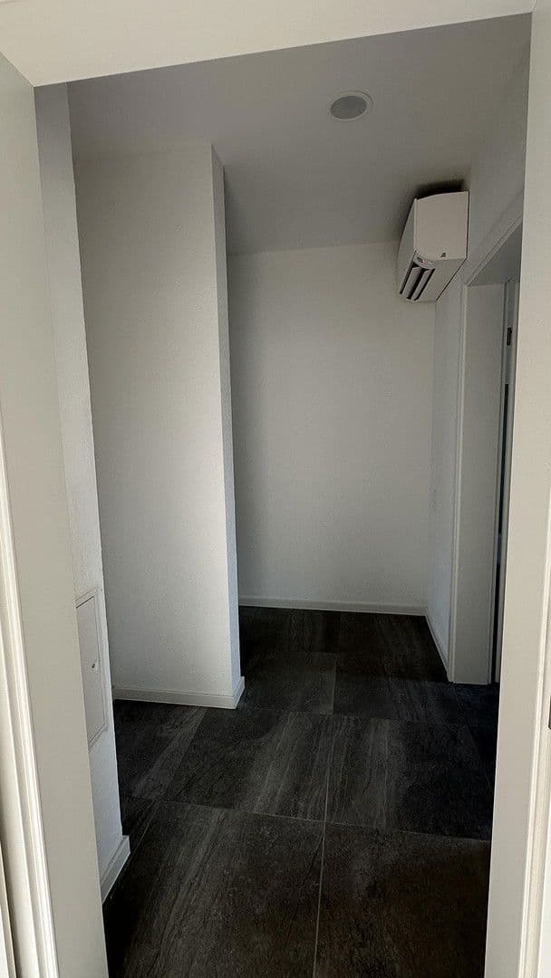 Pronájem bytu 3+1 102 m², Andernach, Porýní-Falc Pronájem bytu 3+1 102 m², Andernach, Porýní-Falc