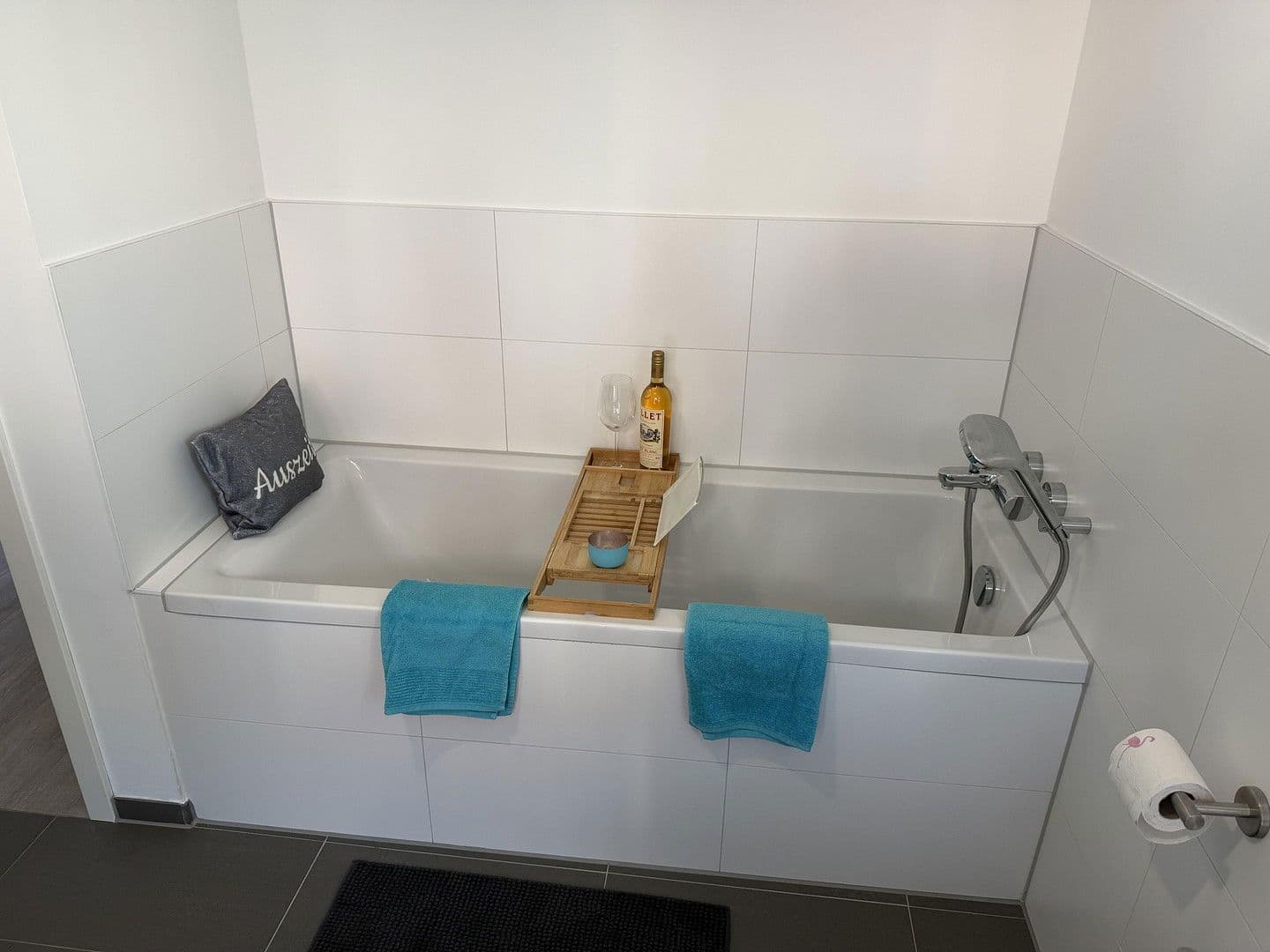 Prodej bytu 3+1 126 m², Ollnsstr. 24b, Elmshorn, Šlesvicko-Holštýnsko Prodej bytu 3+1 126 m², Ollnsstr. 24b, Elmshorn, Šlesvicko-Holštýnsko