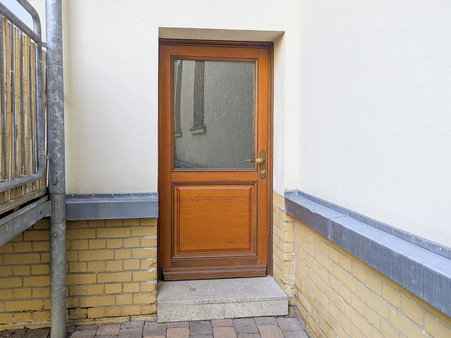 Pronájem bytu 2+1 61 m², Viertelsweg 47, Leipzig, Sasko Pronájem bytu 2+1 61 m², Viertelsweg 47, Leipzig, Sasko