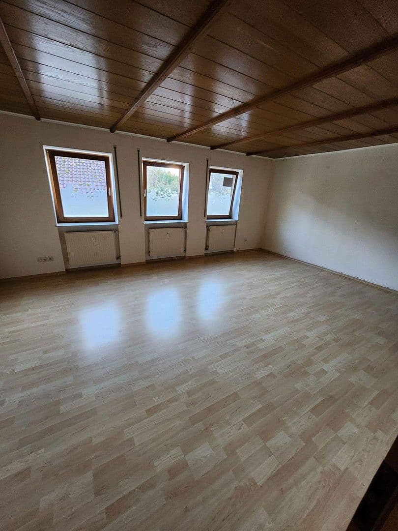 Pronájem bytu 4+1 110 m², Schöllnach, Bavorsko Pronájem bytu 4+1 110 m², Schöllnach, Bavorsko